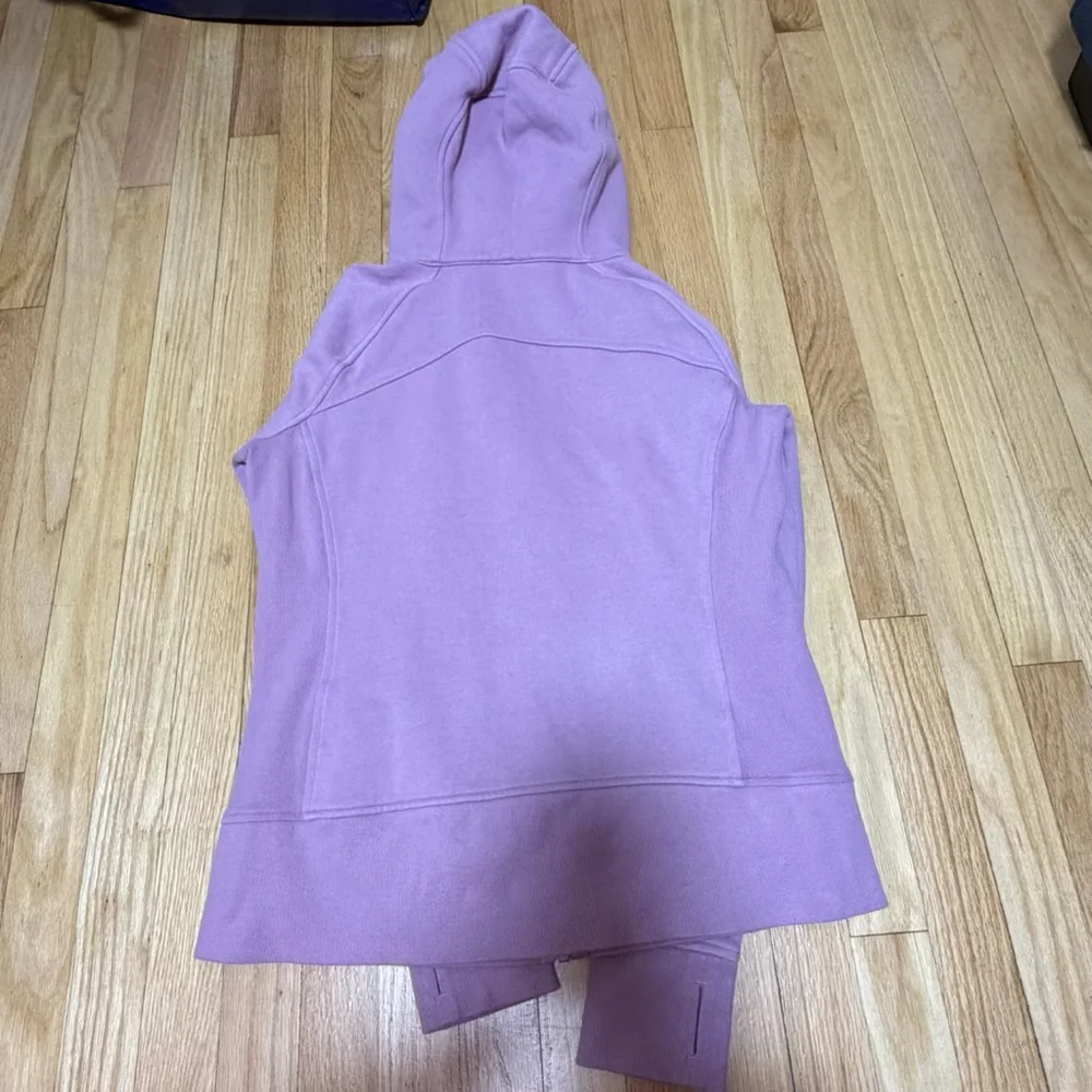 Women's Lululemon Scuba Full Zip Waist Length Hoodie Size 12 Lavender Lux SKU625 - Picture 2 of 6
